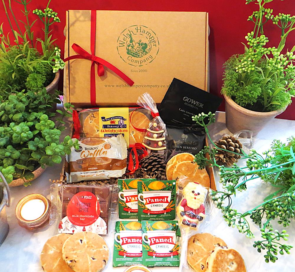 Welshcakes & Christmas Treats Letterbox Gift